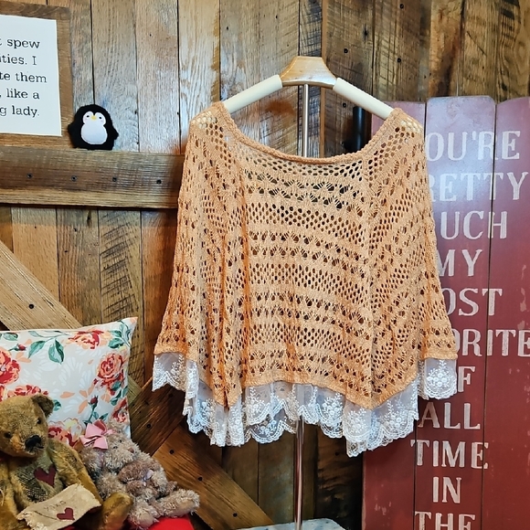 POL Orange Crochet Top with White Lace Trim - Picture 2 of 6